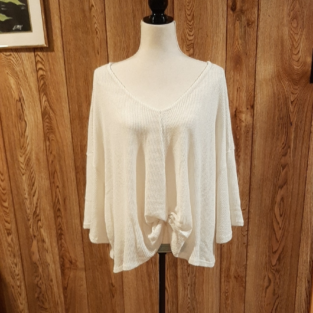🥀🍋NWT Bucketlist White/Cream Front-Knot Flutter-Sleeve Top (L)🥀